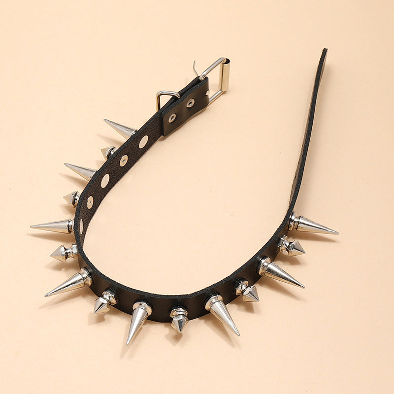Studded PU lær Choker YouAreCornyBye