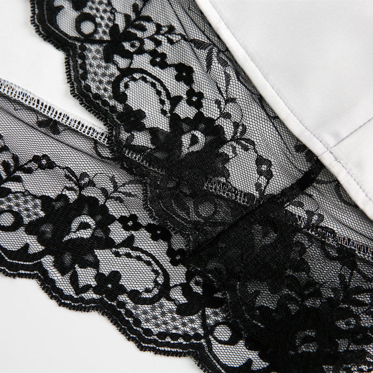 Women's Lace Stitching Lace Graffiti Skirt YouAreCornyBye
