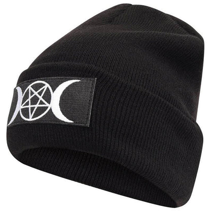 Triple Moon Beanie svart YouAreCornyBye