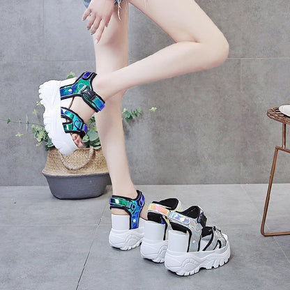 Maya Sandaler Topaz YouAreCornyBye