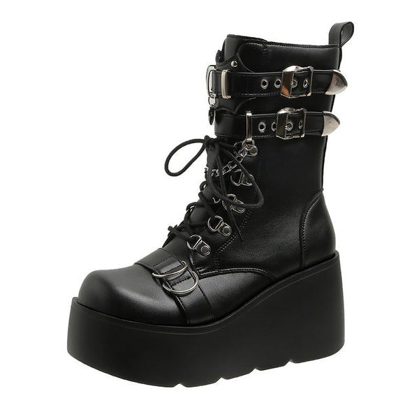 Love is Embarrassing Boots svart