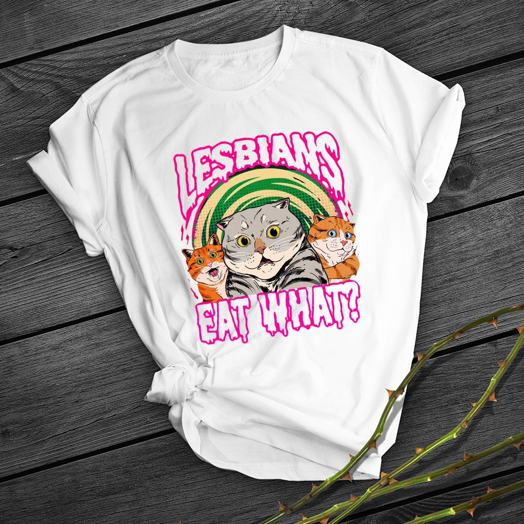 What Lesbians Eat T-shirt hvit YouAreCornyBye