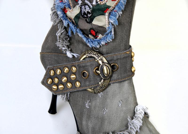 Cassie Boots YouAreCornyBye